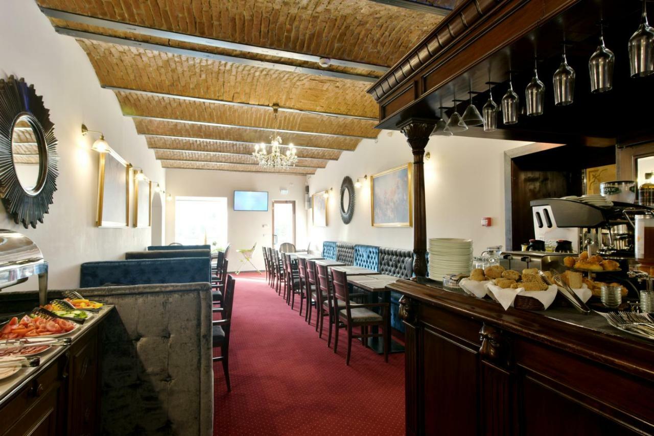 Safrano Palace براشوف المظهر الخارجي الصورة