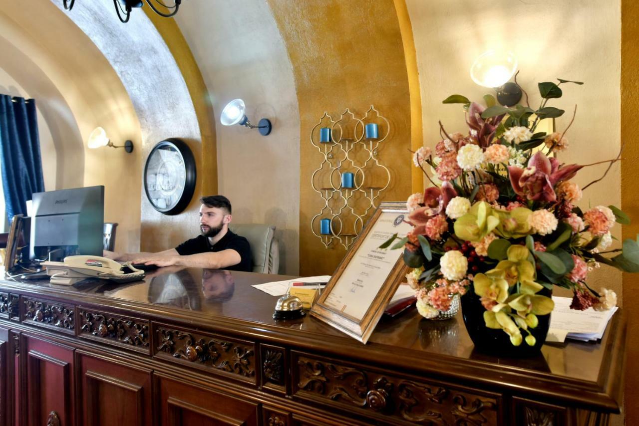 Safrano Palace براشوف المظهر الخارجي الصورة