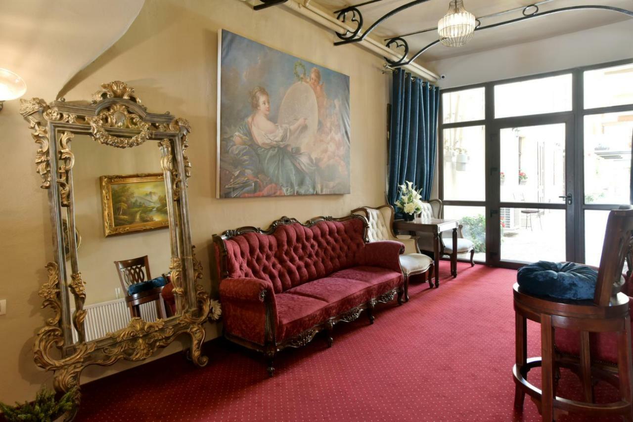 Safrano Palace براشوف المظهر الخارجي الصورة